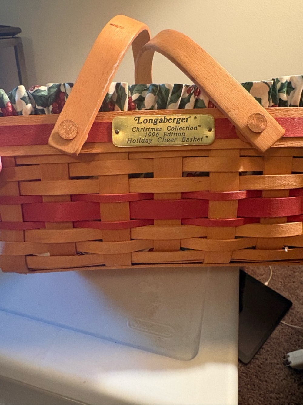 Longaberger Red and Natural Holiday Cheer Basket with Wood Handles - Picture 2 of 7
